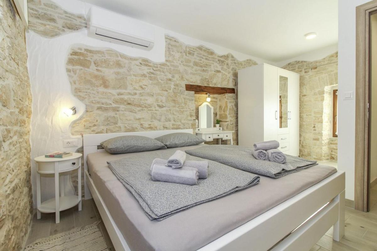 Villa Olea In Barat - Haus Fuer 6-8 Personen Kanfanar Dış mekan fotoğraf