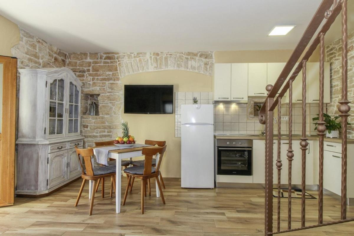 Villa Olea In Barat - Haus Fuer 6-8 Personen Kanfanar Dış mekan fotoğraf