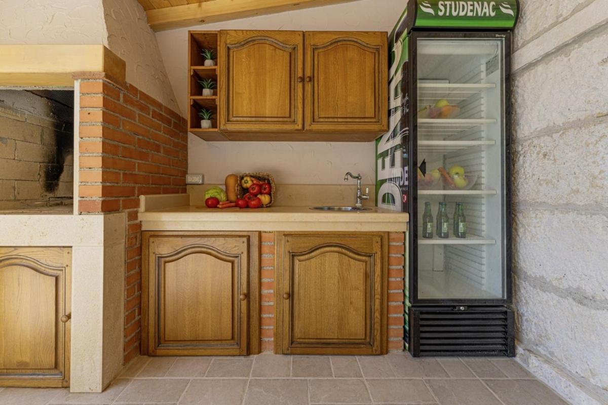 Villa Olea In Barat - Haus Fuer 6-8 Personen Kanfanar Dış mekan fotoğraf